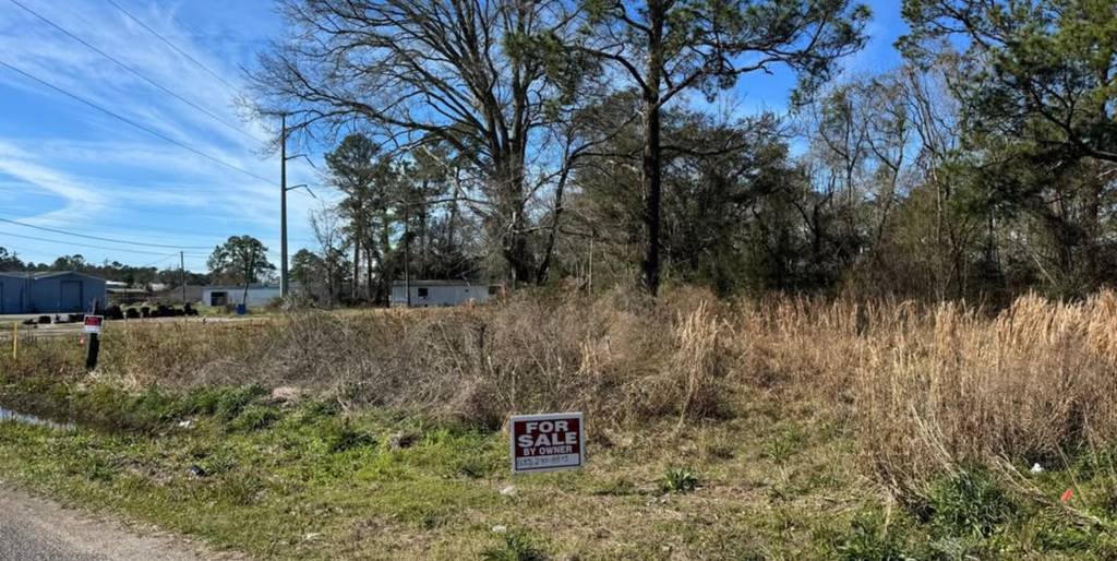 3919 Richard St, Moss Point, MS 39563