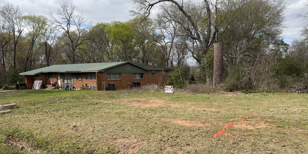 1307 Timpson St, Longview, TX 75602