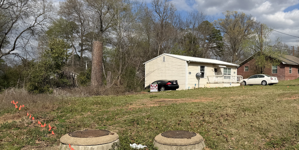 1307 Timpson St, Longview, TX 75602