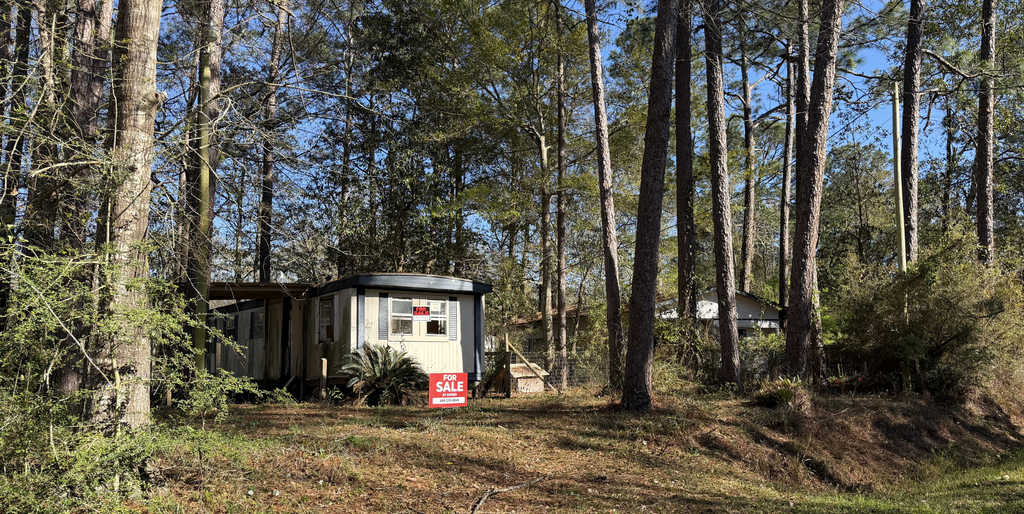 7812 Boulder Dr, Gautier, MS 39553 - Lot + Mobile Home