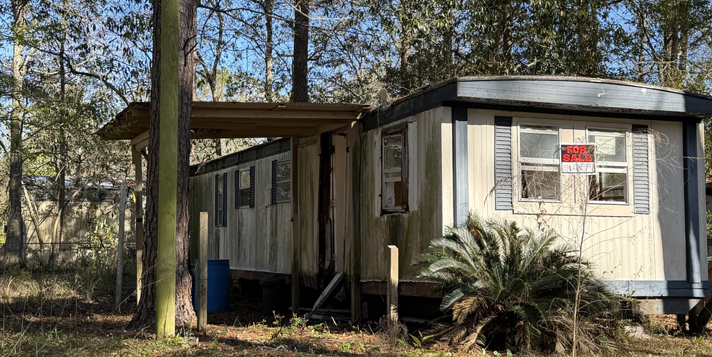 7812 Boulder Dr, Gautier, MS 39553 - Lot + Mobile Home