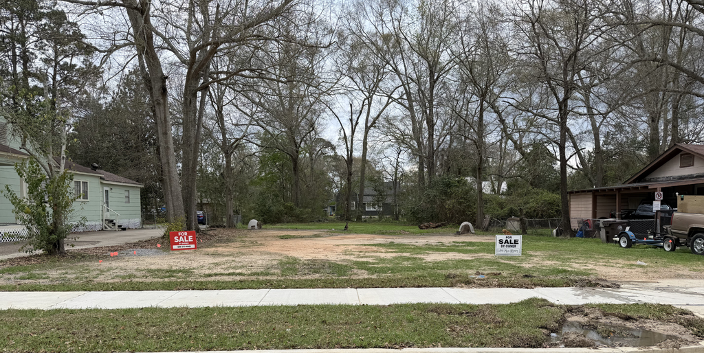 210 W 7th St, Hattiesburg, MS 39401