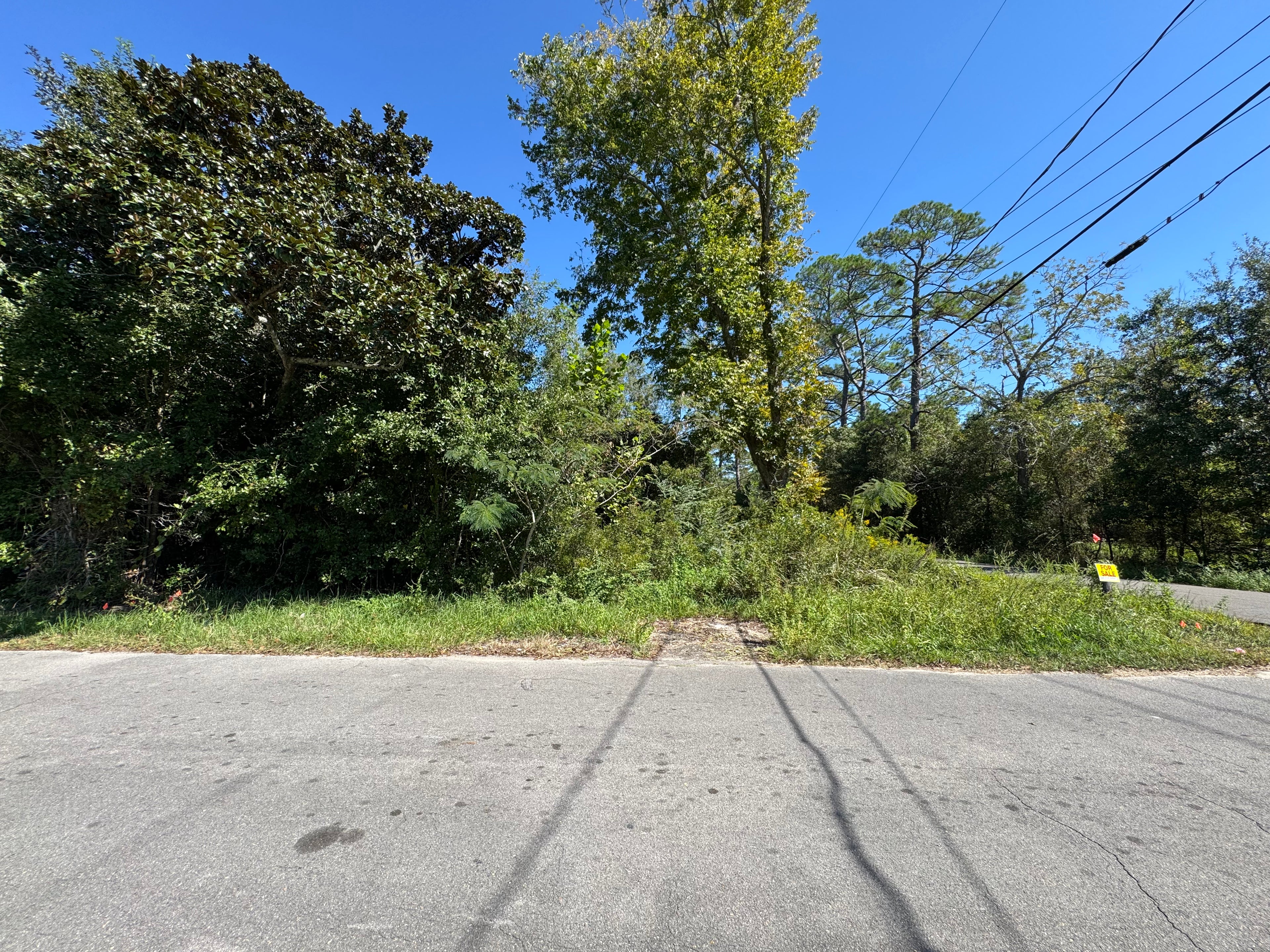 6325 Elder St, Moss Point, MS 39563