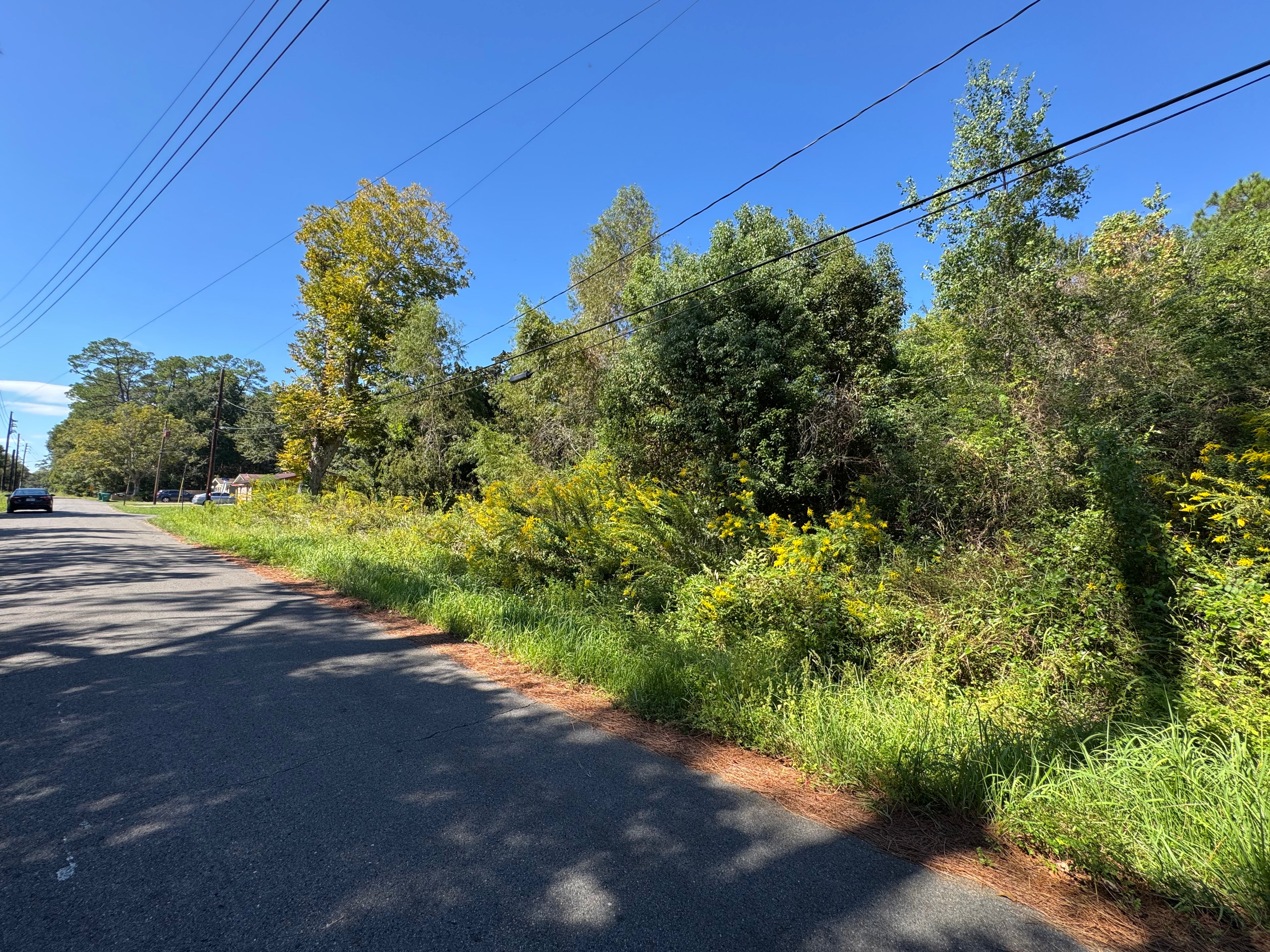 6325 Elder St, Moss Point, MS 39563