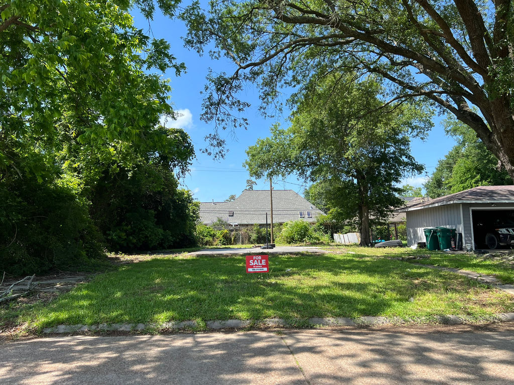 48 Bruce Ln, Orange, TX 77630