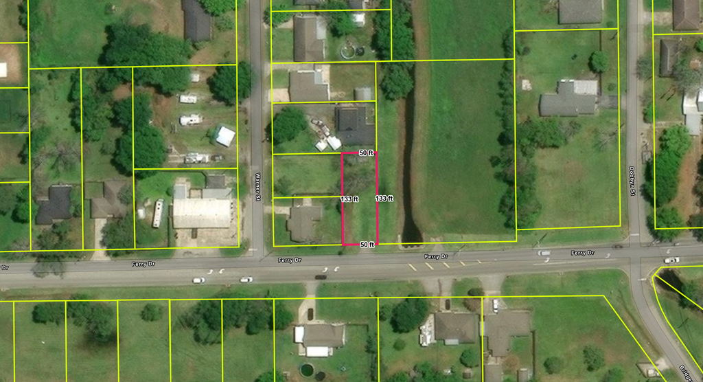 490 Ferry Dr, Bridge City, TX 77611